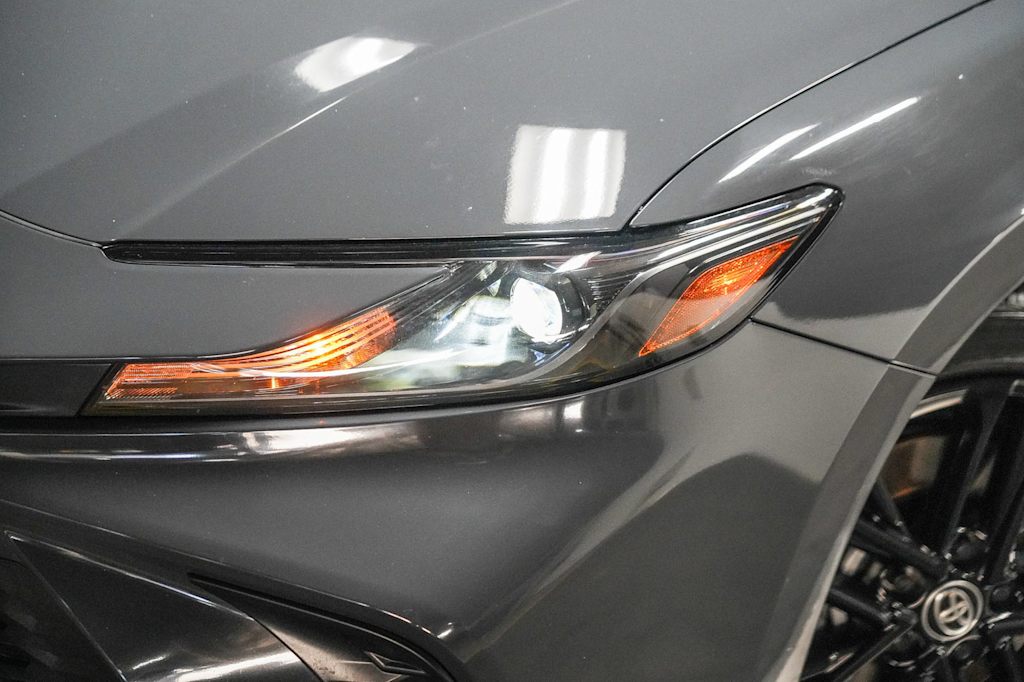 Thumbnail: 2025 Toyota Camry - 16
