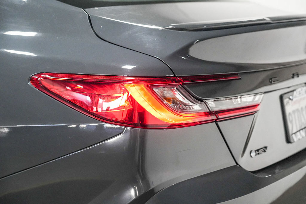 Thumbnail: 2025 Toyota Camry - 21
