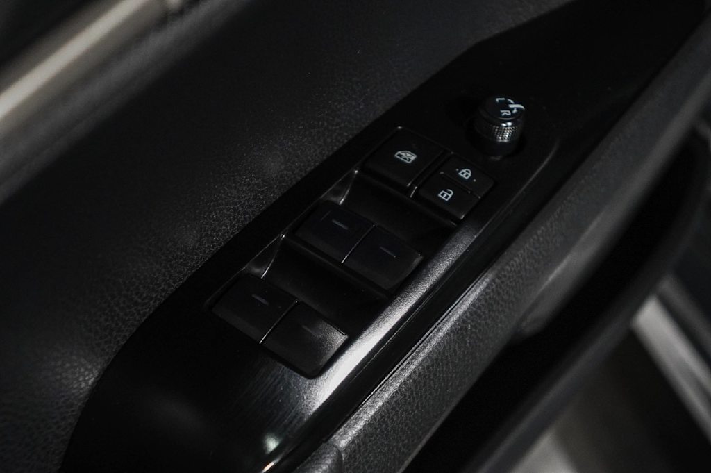 Thumbnail: 2026 Toyota Camry - 26