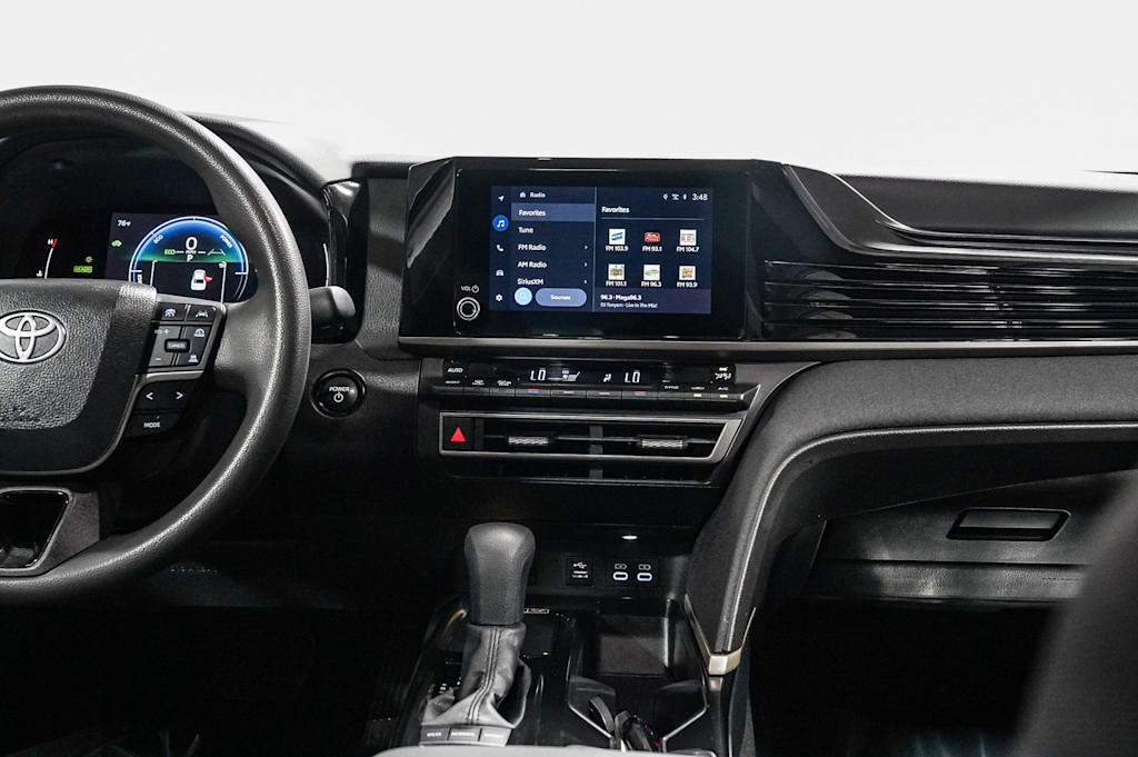 Thumbnail: 2025 Toyota Camry - 8