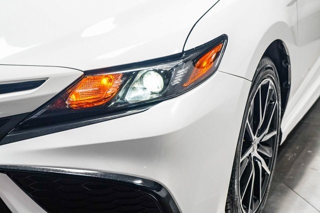 2022 Toyota Camry SE 20