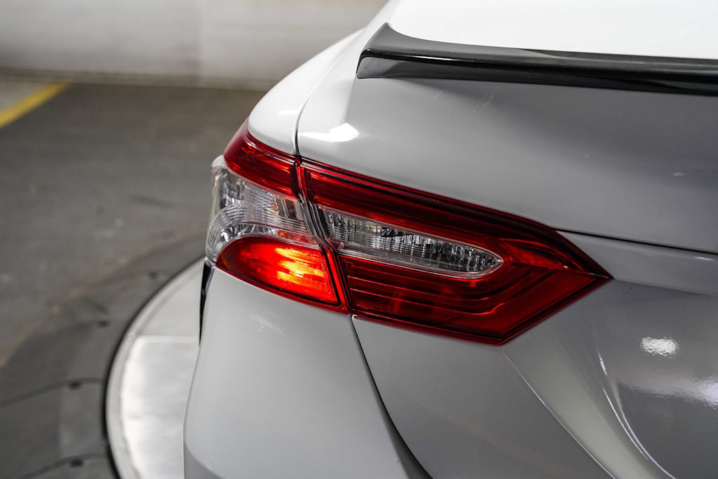 Thumbnail: 2020 Toyota Camry - 23