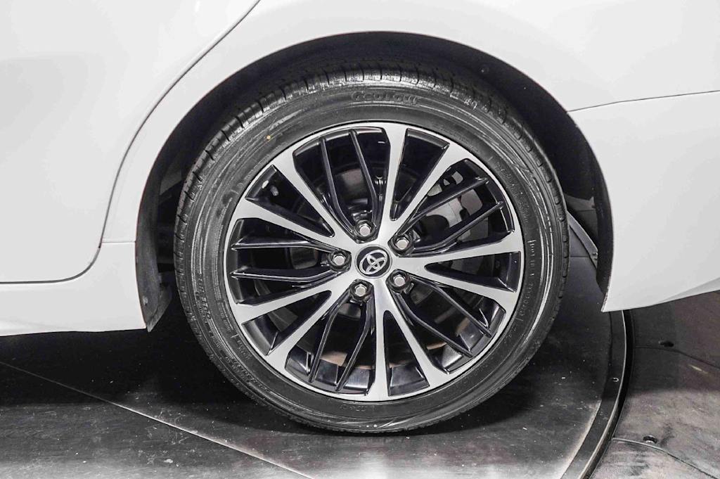 Thumbnail: 2020 Toyota Camry - 6
