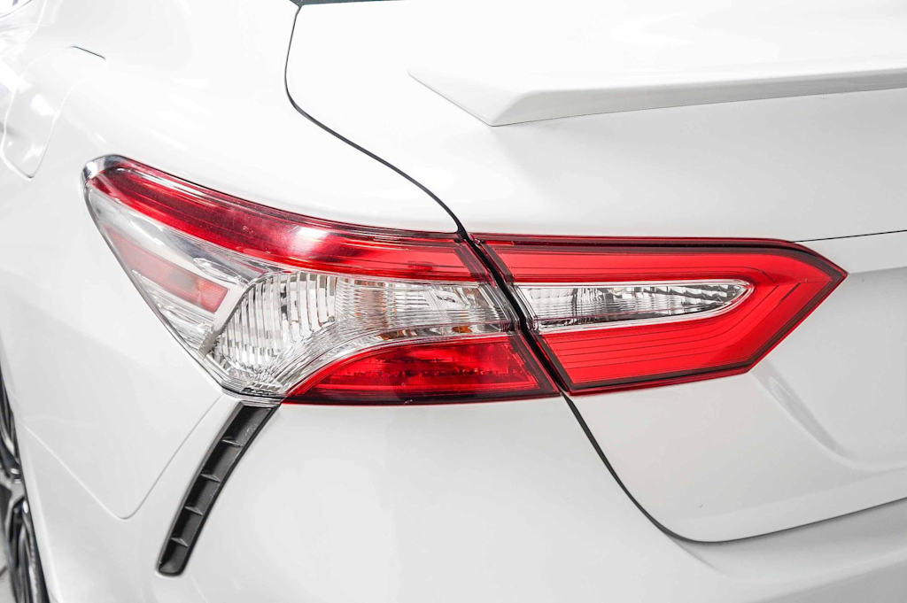 Thumbnail: 2020 Toyota Camry - 20
