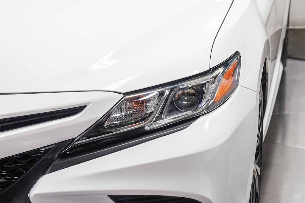 Thumbnail: 2020 Toyota Camry - 19
