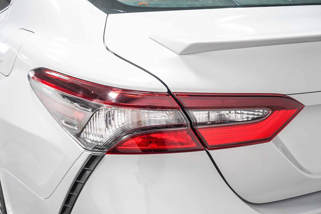Thumbnail: 2022 Toyota Camry - 20