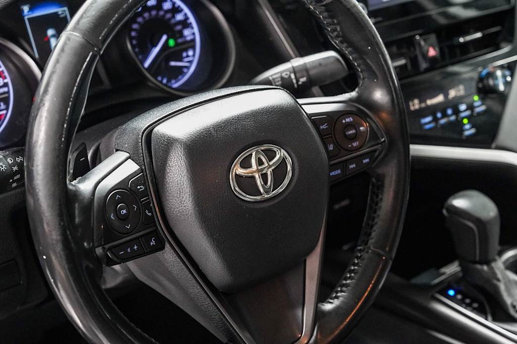 Thumbnail: 2022 Toyota Camry - 23
