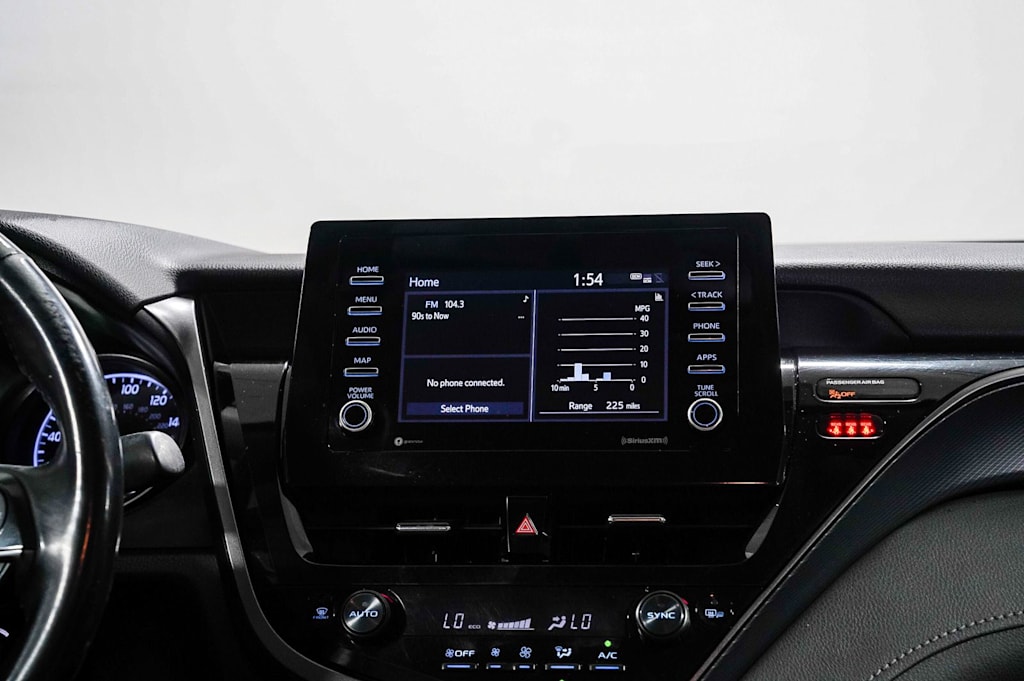 Thumbnail: 2022 Toyota Camry - 14
