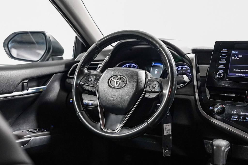 Thumbnail: 2022 Toyota Camry - 13