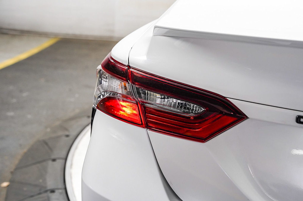 Thumbnail: 2022 Toyota Camry - 22