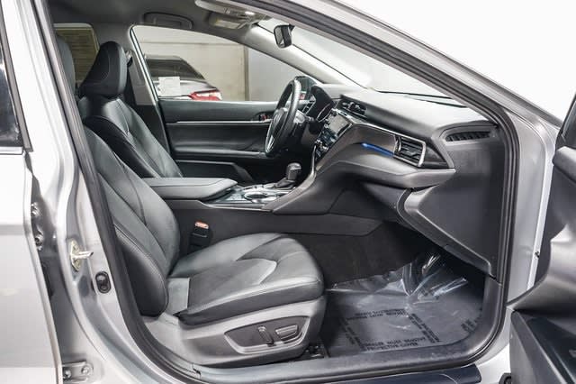 Thumbnail: 2020 Toyota Camry - 10