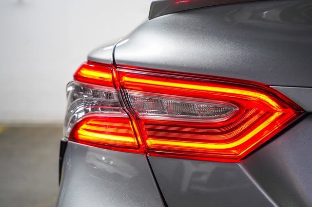 Thumbnail: 2020 Toyota Camry - 22