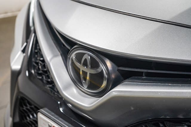 Thumbnail: 2020 Toyota Camry - 6