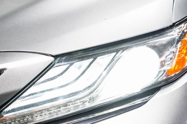 Thumbnail: 2020 Toyota Camry - 20