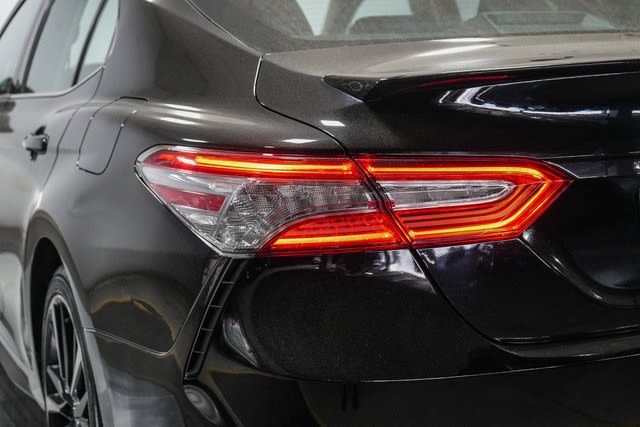 2020 Toyota Camry XSE 22