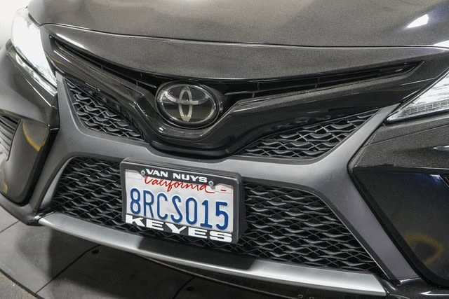 2020 Toyota Camry XSE 21