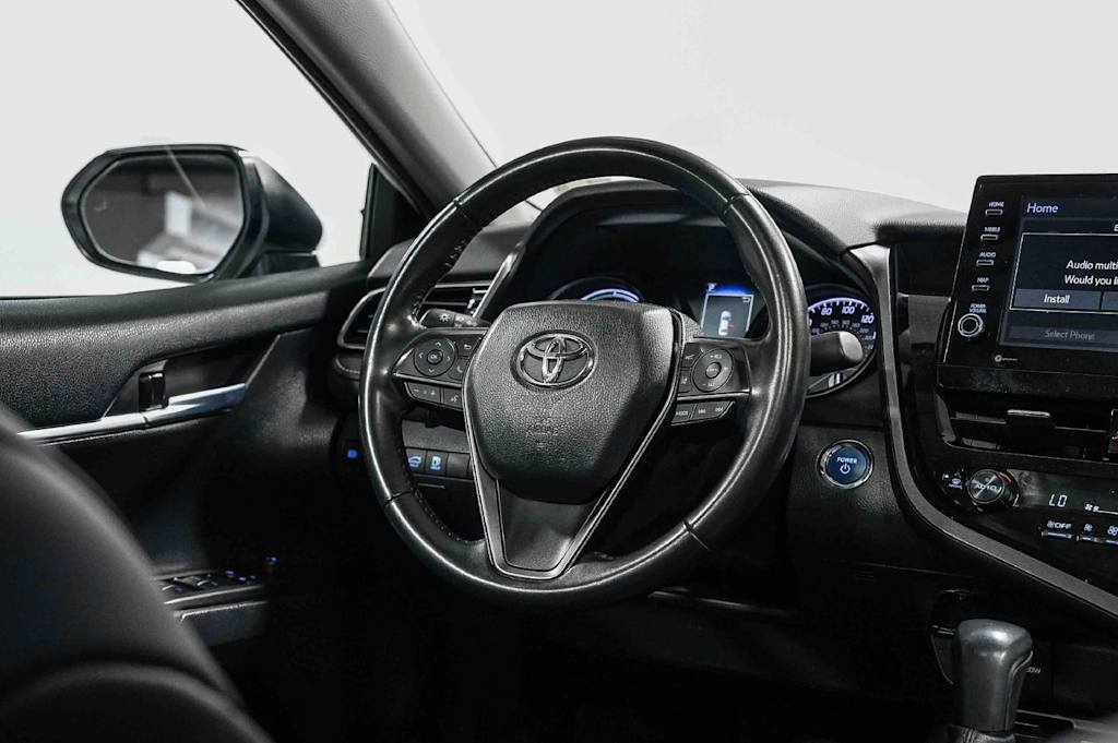Thumbnail: 2023 Toyota Camry - 13