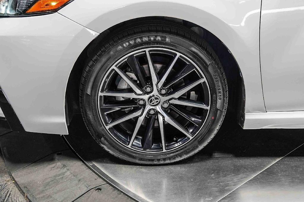 Thumbnail: 2023 Toyota Camry - 7
