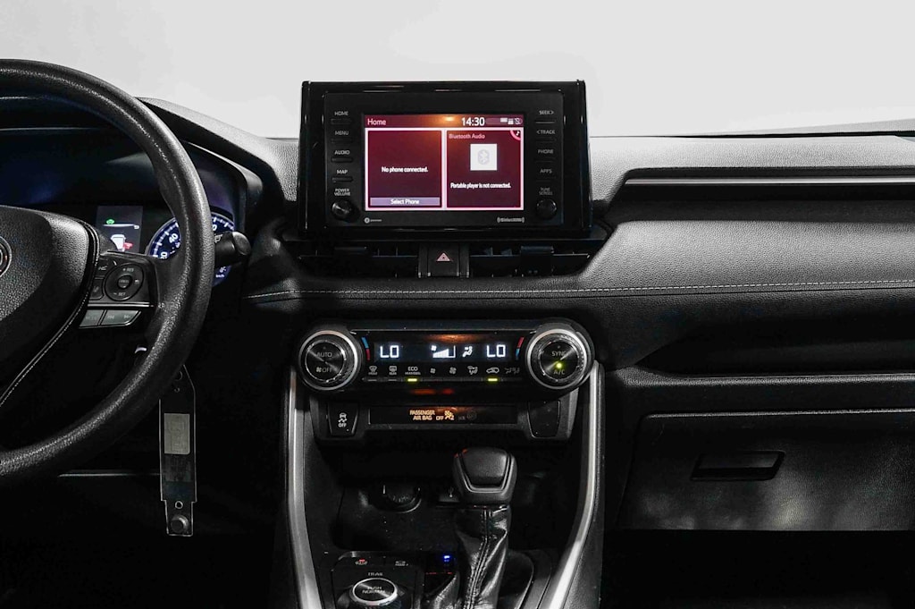 Thumbnail: 2021 Toyota RAV4 - 8