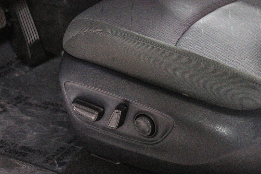 Thumbnail: 2024 Toyota RAV4 - 25