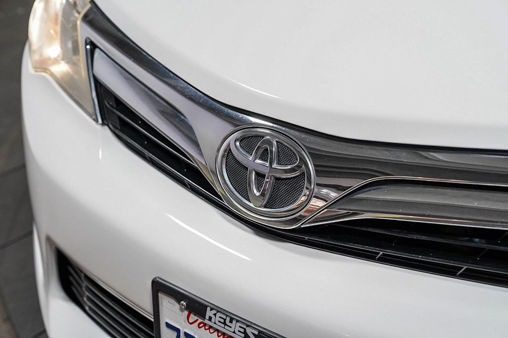 Thumbnail: 2014 Toyota Camry - 22