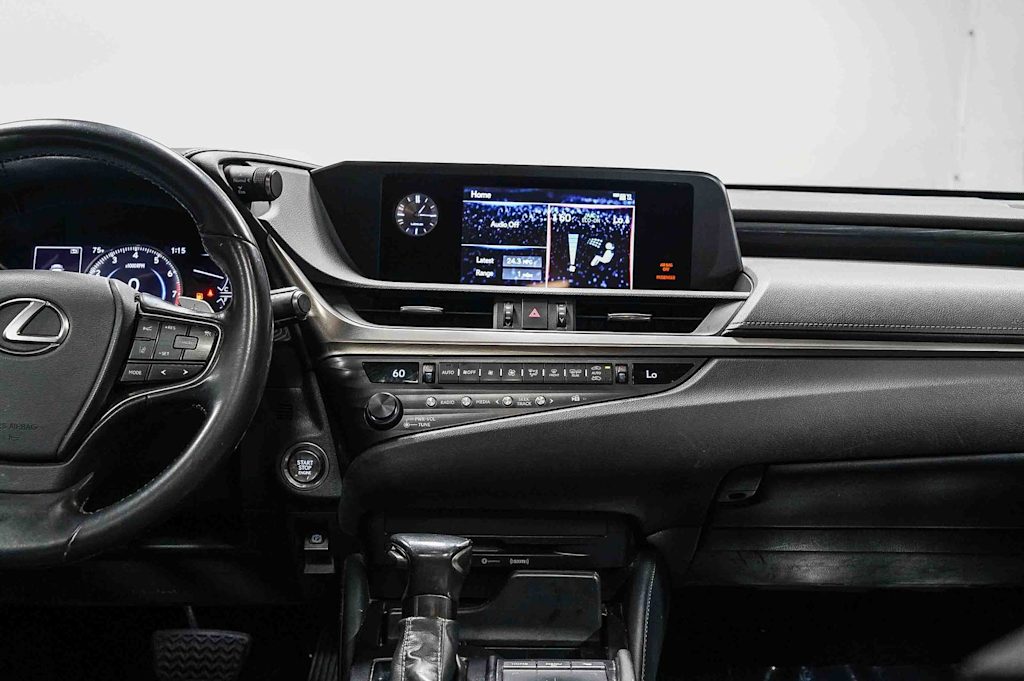 Thumbnail: 2019 Lexus ES - 9