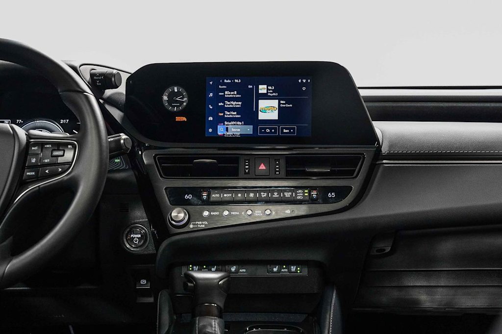 Thumbnail: 2025 Lexus ES - 13