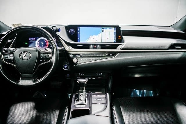 Image of 2021 Lexus ES 300h