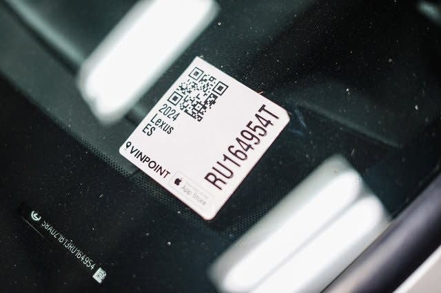 Thumbnail: 2024 Lexus ES - 16