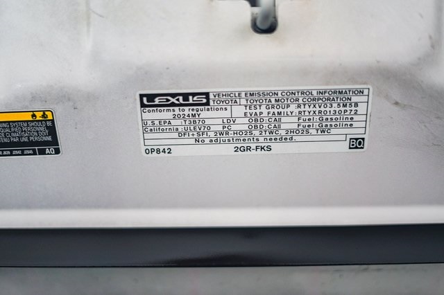 Thumbnail: 2024 Lexus ES - 17