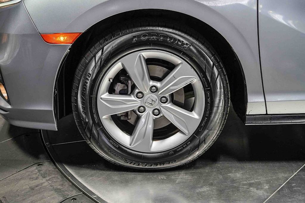 Thumbnail: 2018 Honda Odyssey - 7