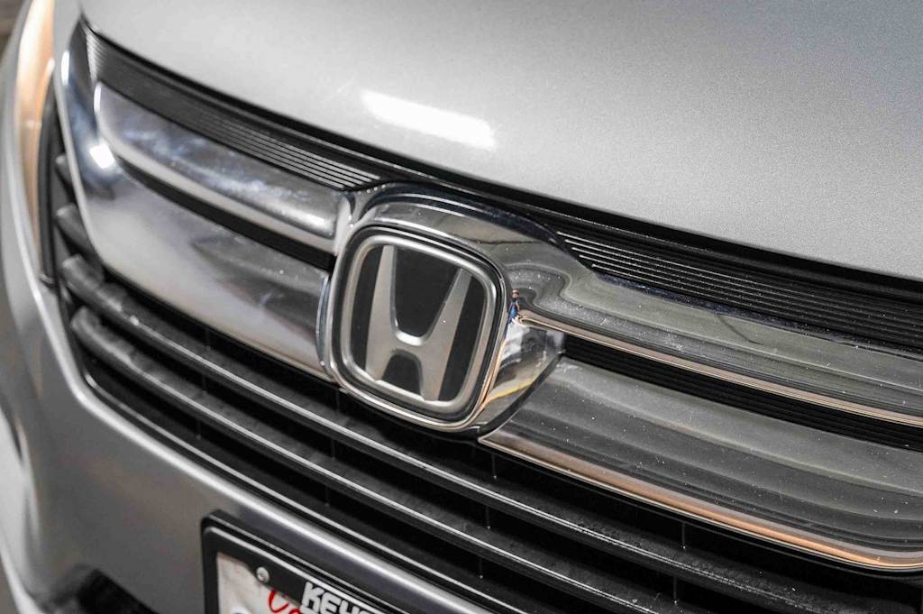 Thumbnail: 2018 Honda Odyssey - 6