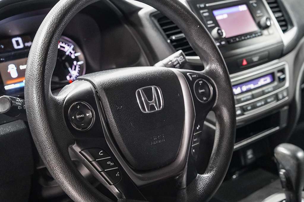 Thumbnail: 2018 Honda Pilot - 14
