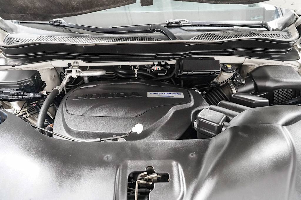 Thumbnail: 2018 Honda Pilot - 8