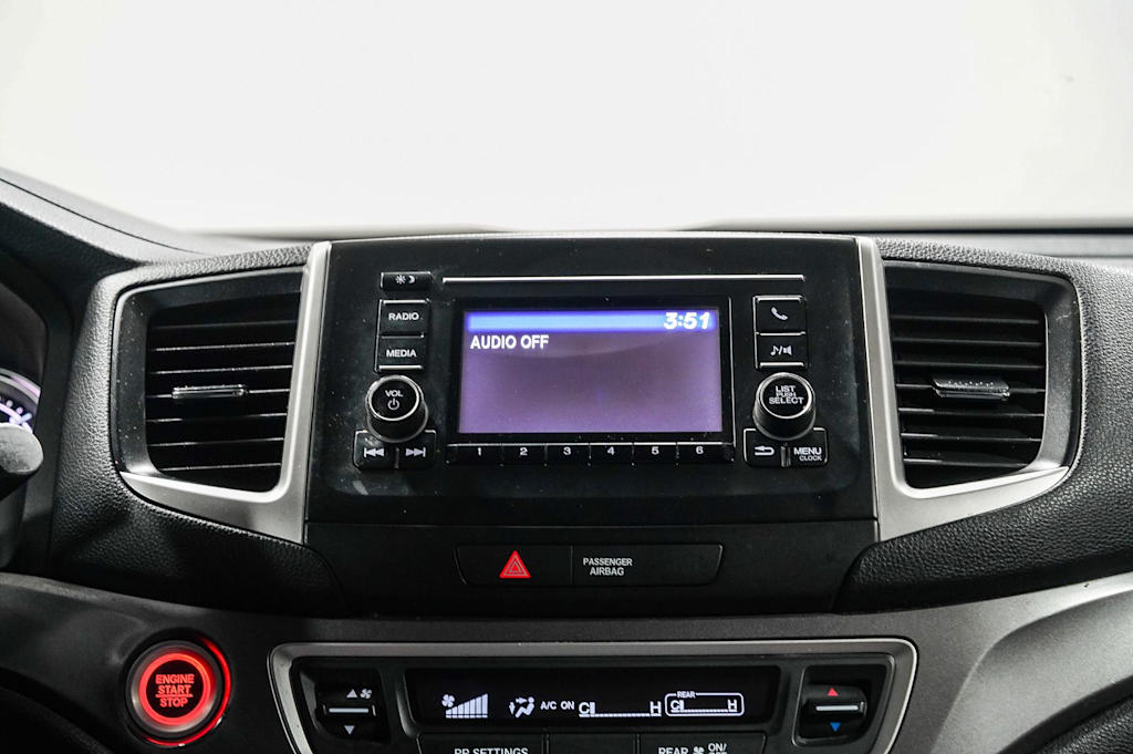 Thumbnail: 2018 Honda Pilot - 15