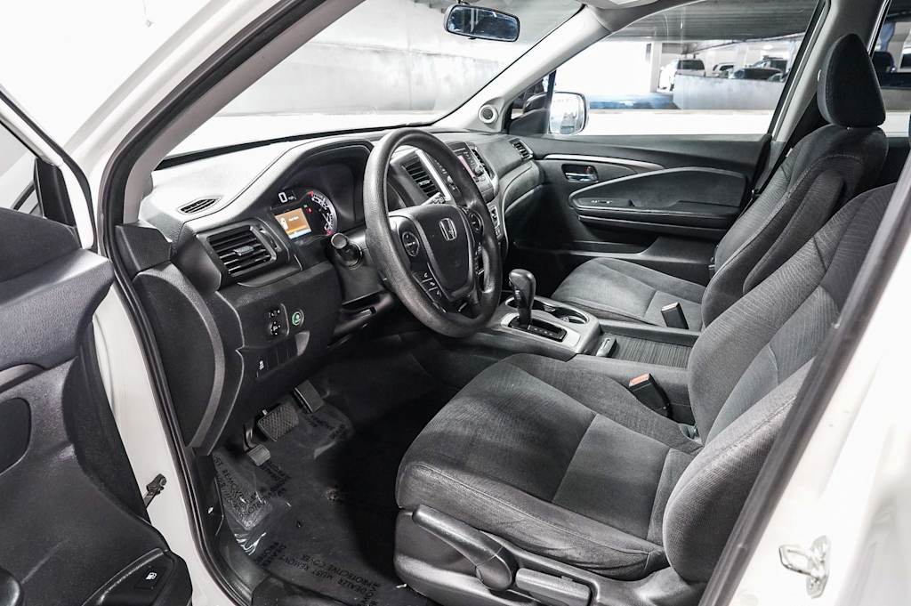 Thumbnail: 2018 Honda Pilot - 11