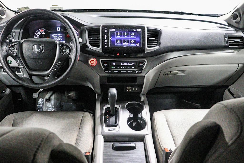 Thumbnail: 2018 Honda Pilot - 8