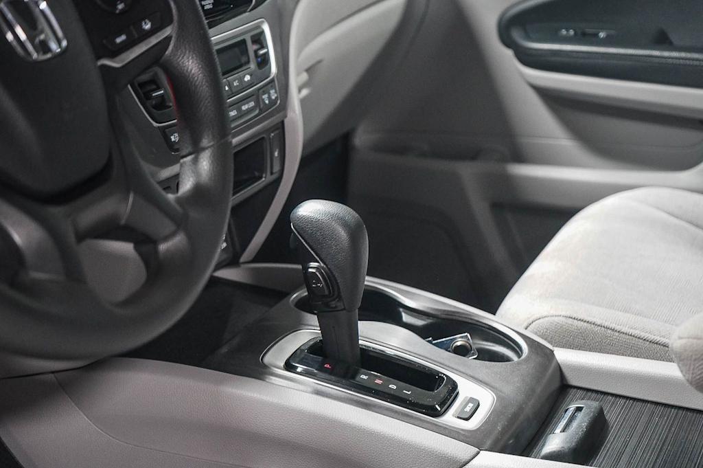 Thumbnail: 2020 Honda Pilot - 16