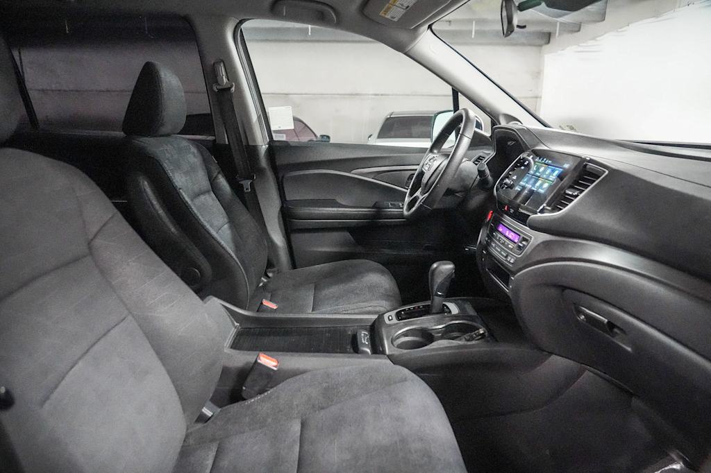 Thumbnail: 2019 Honda Pilot - 10