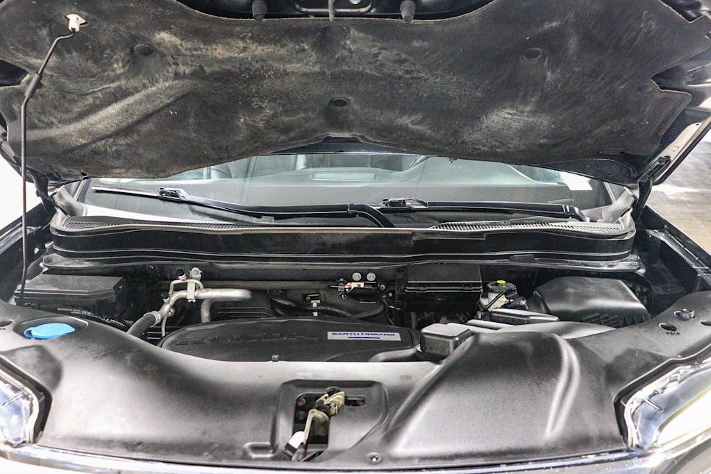 Thumbnail: 2017 Honda Pilot - 8