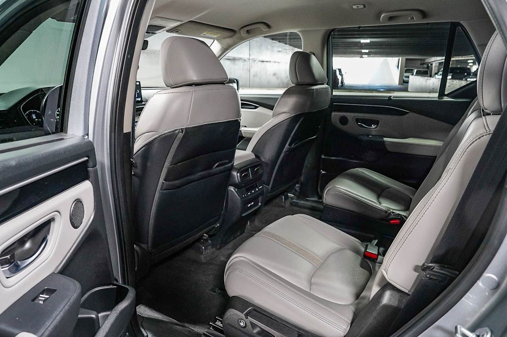 Thumbnail: 2023 Honda Pilot - 12