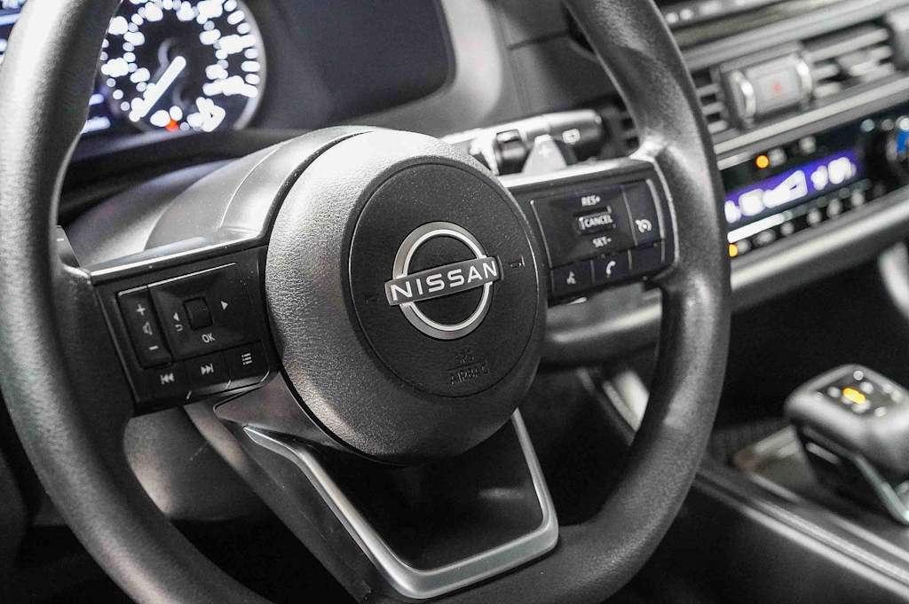 Thumbnail: 2024 Nissan Pathfinder - 13