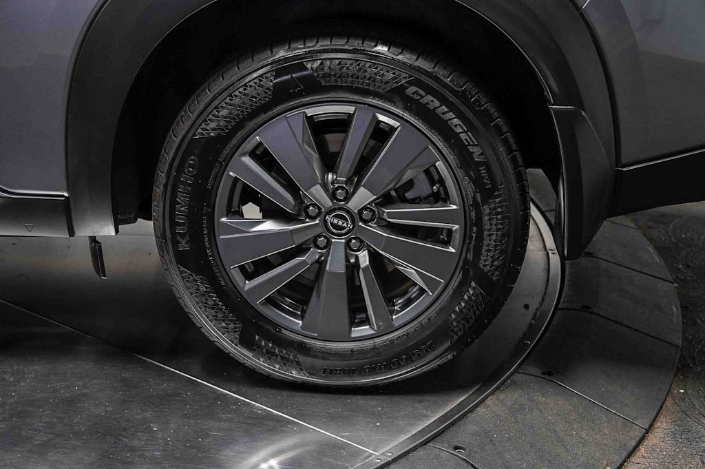 Thumbnail: 2024 Nissan Pathfinder - 22