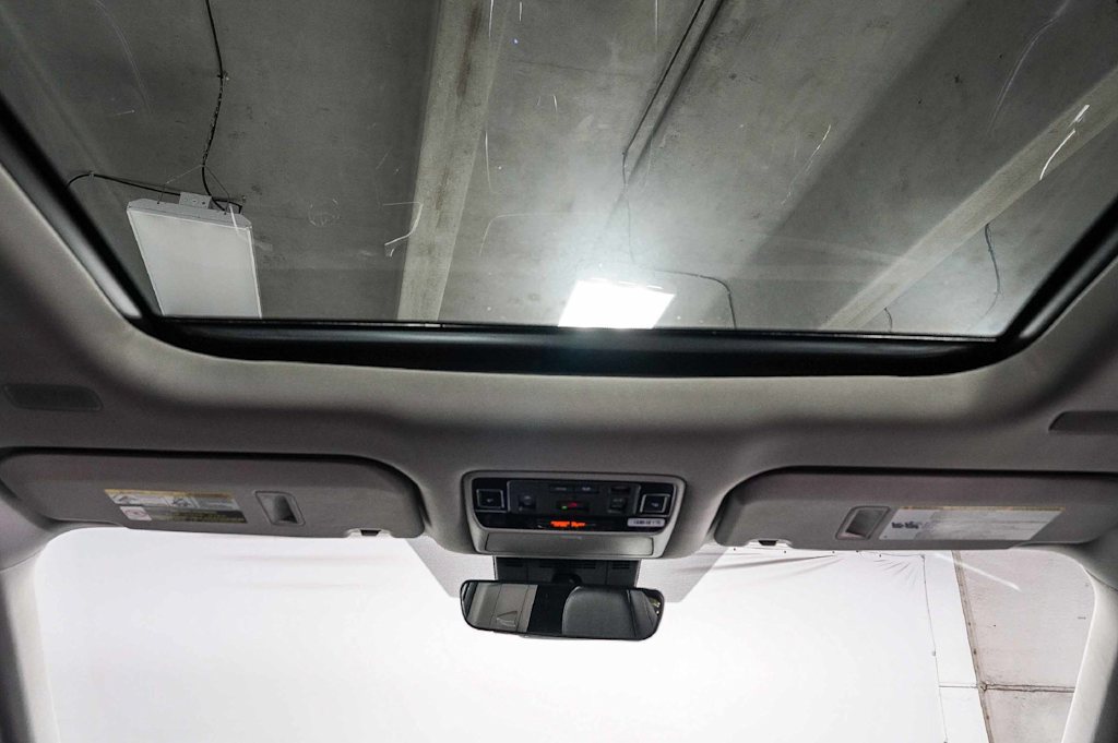 Thumbnail: 2025 Toyota Grand Highlander - 25