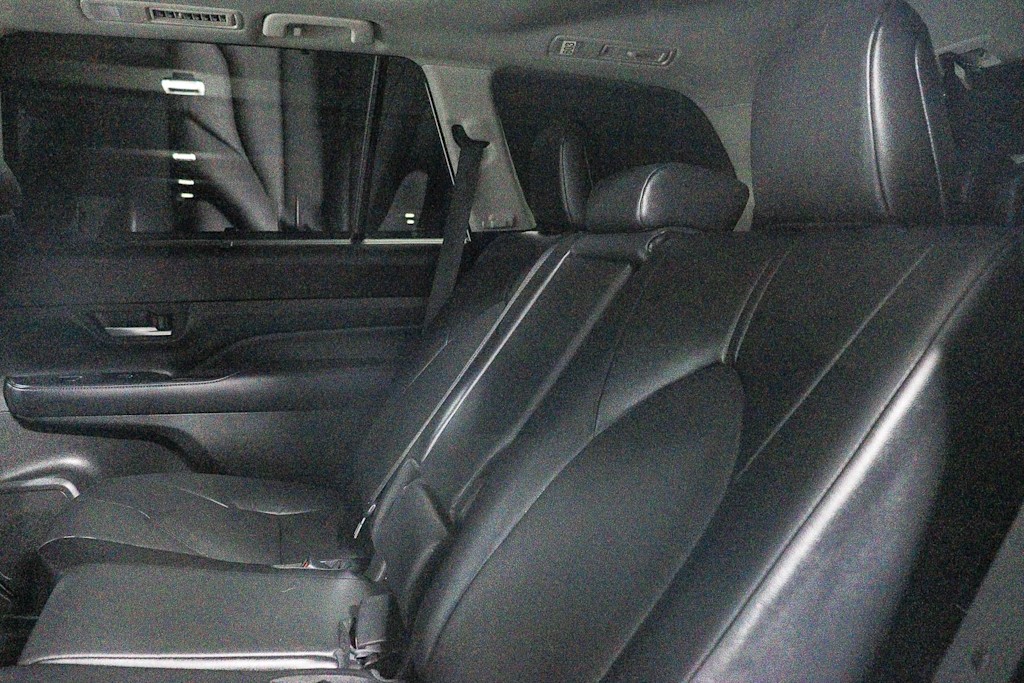 Thumbnail: 2025 Toyota Grand Highlander - 27