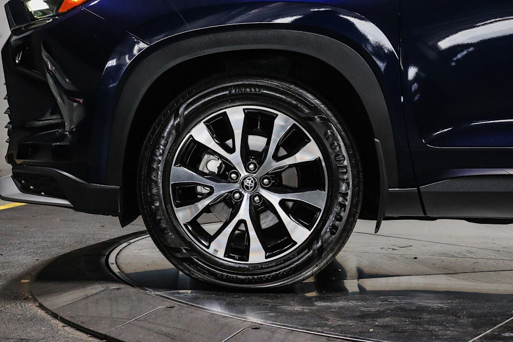 Thumbnail: 2024 Toyota Grand Highlander - 7