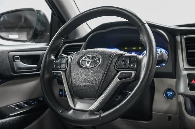 Image 10 of 2014 Toyota Highlander