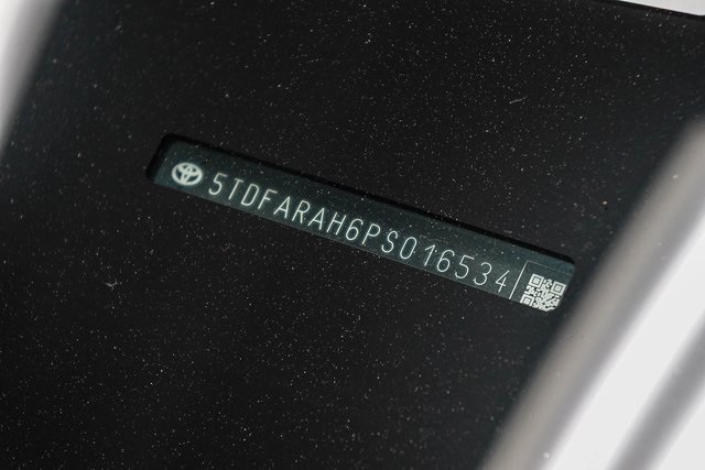 Thumbnail: 2023 Toyota Highlander - 34