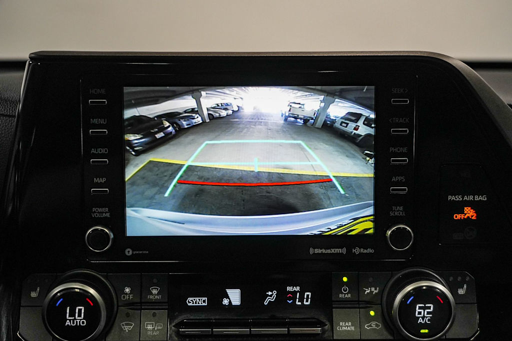 Thumbnail: 2022 Toyota Highlander - 27