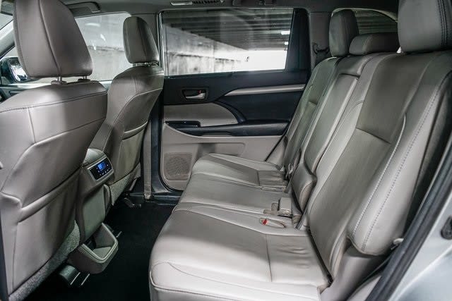 2019 Toyota Highlander XLE 11